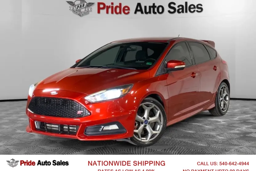 2018 Ford Focus ST photo 1
