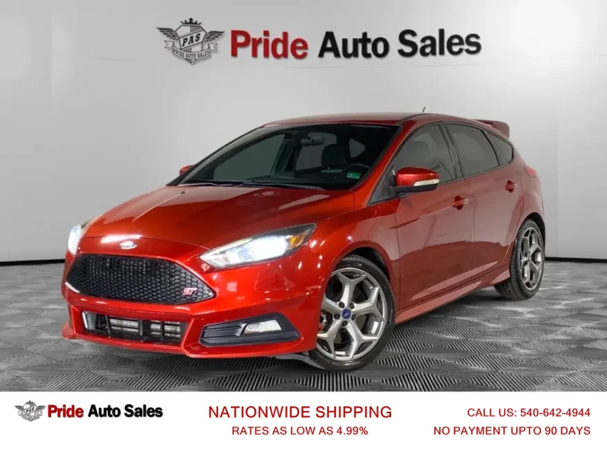 2018 Ford Focus ST photo 1
