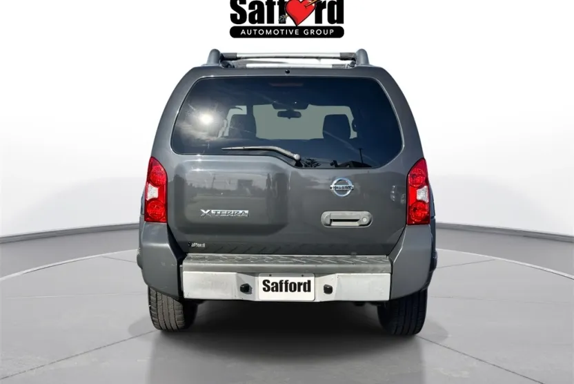 2015 Nissan Xterra S photo 1