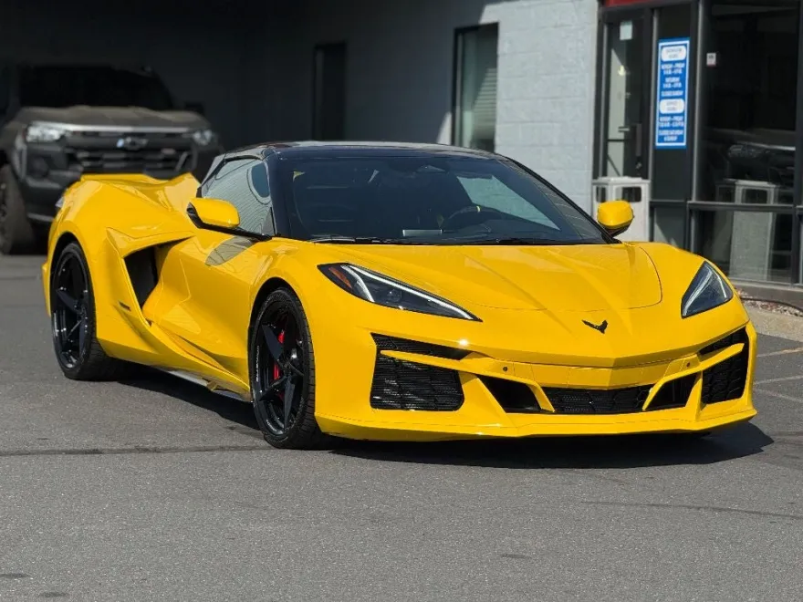 2025 Chevrolet Corvette E-Ray 3LZ photo 1
