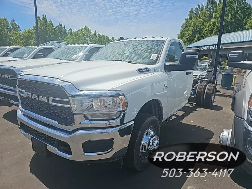 2024 Ram 3500 Tradesman photo 1