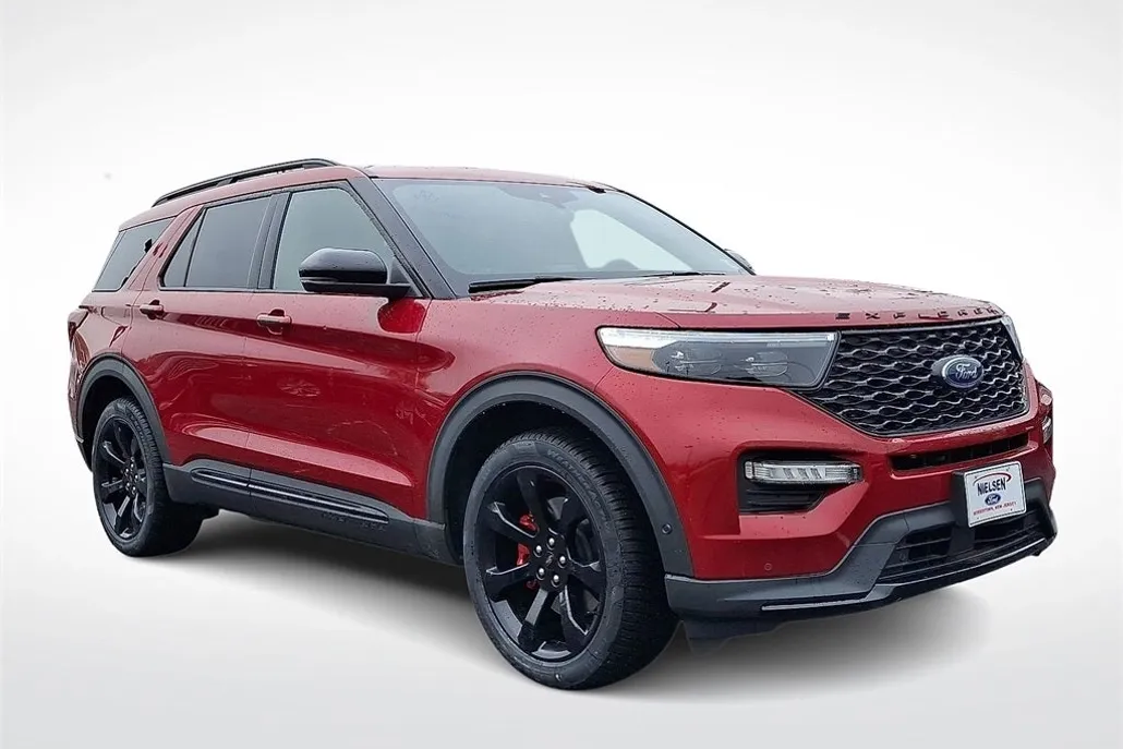 2021 Ford Explorer ST photo 1