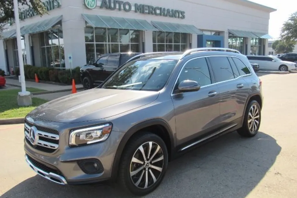 2022 Mercedes Benz GLB 250 photo 1