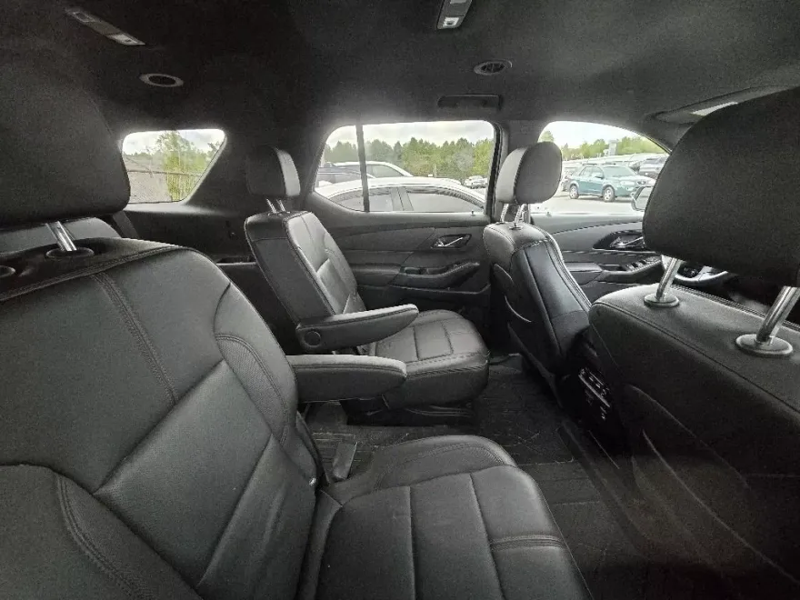 2022 Chevrolet Traverse RS photo 1