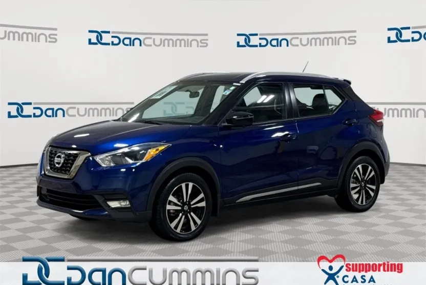 2019 Nissan Kicks SR photo 1