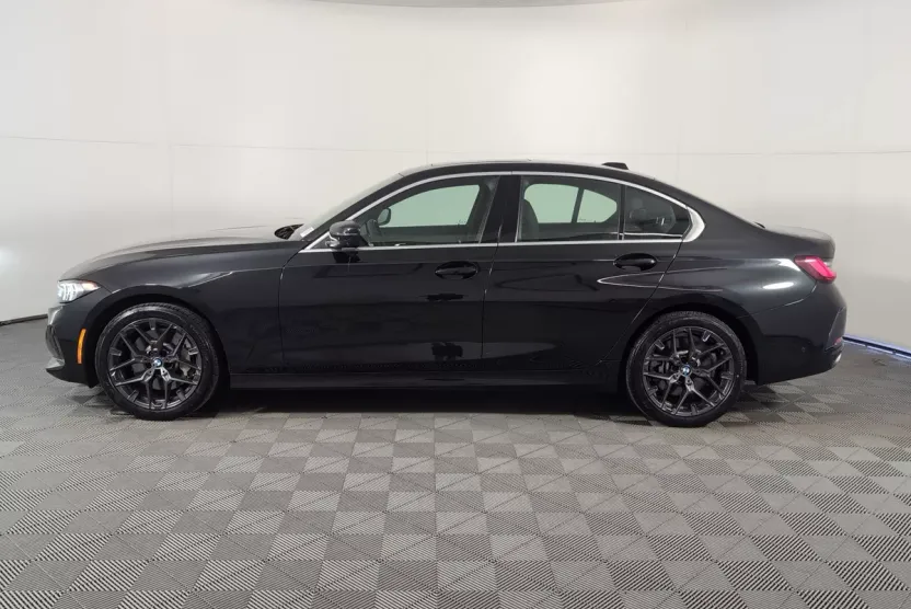 2025 Bmw 330i photo 1