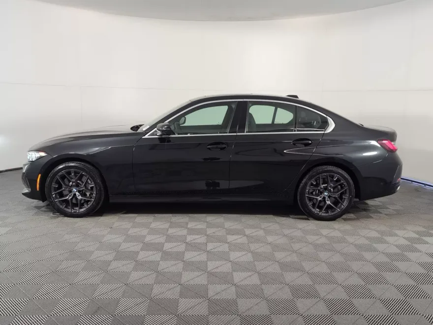 2025 Bmw 330i photo 1