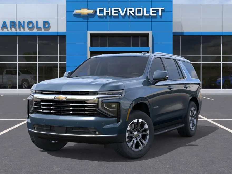 2025 Chevrolet Tahoe LT photo 1