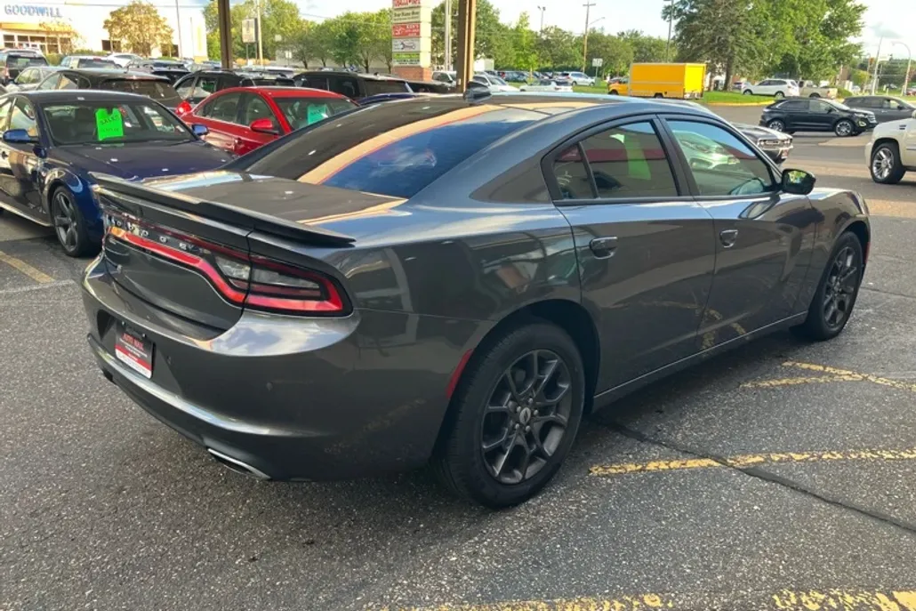 2018 Dodge Charger GT photo 1