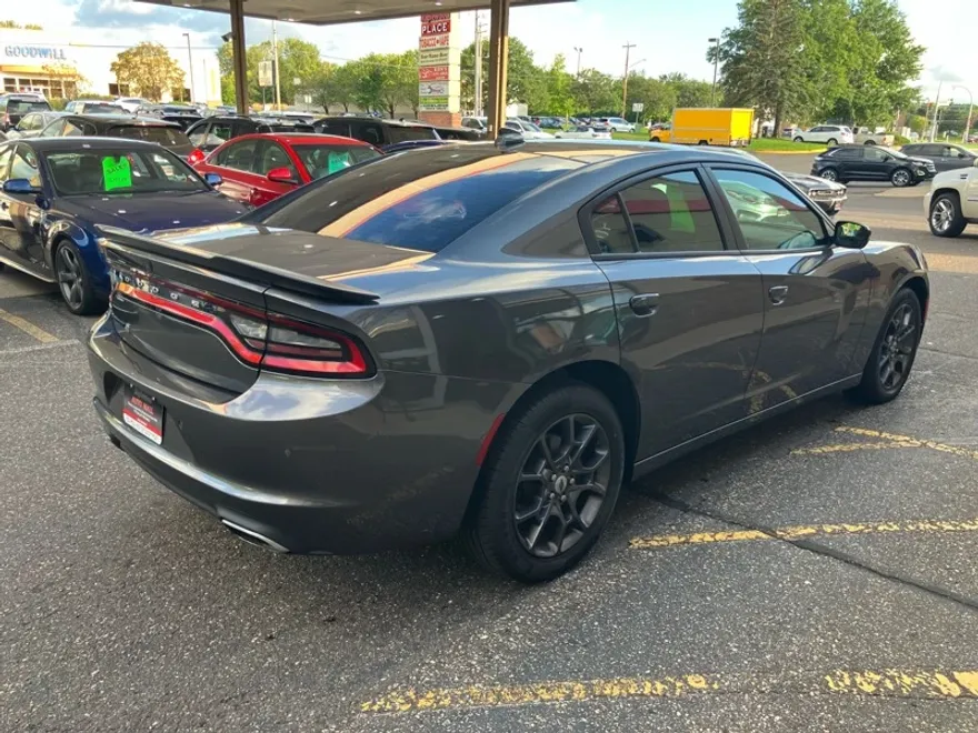 2018 Dodge Charger GT photo 1