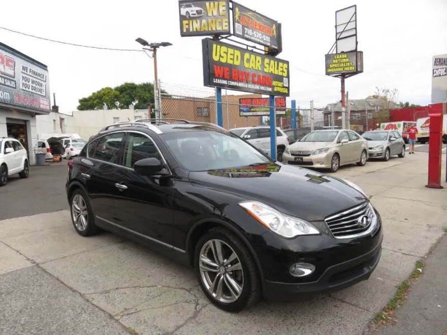 2011 Infiniti EX35 Journey photo 1