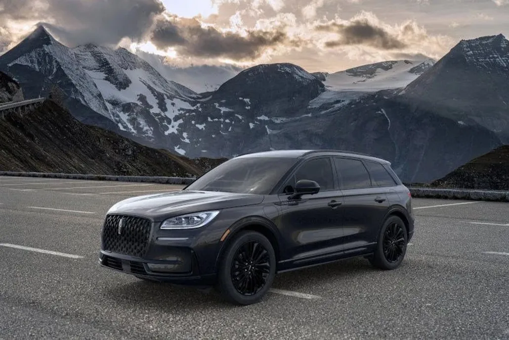 2025 Lincoln Corsair Grand Touring photo 1
