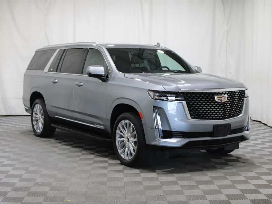 2024 Cadillac Escalade ESV Premium Luxury photo 1