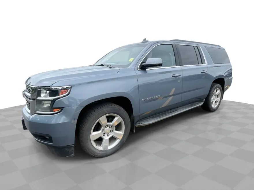 2016 Chevrolet Suburban 1500 LT photo 1