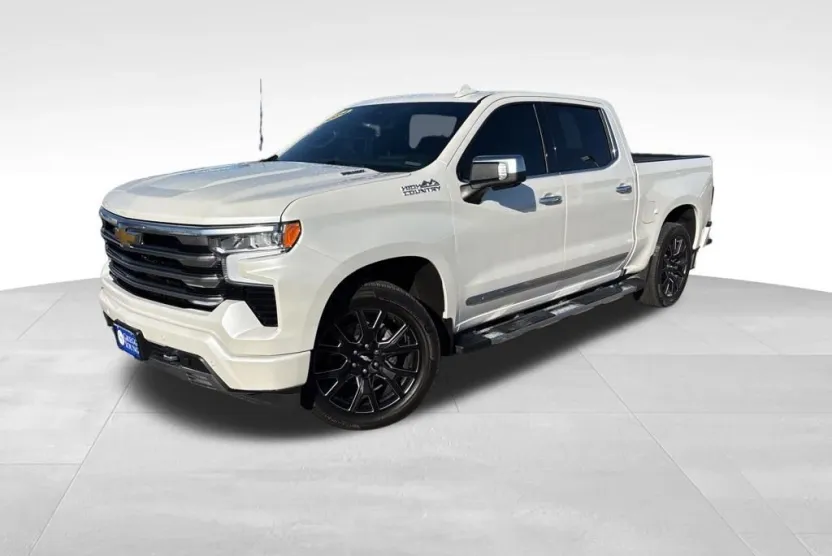 2024 Chevrolet Silverado 1500 High Country photo 1