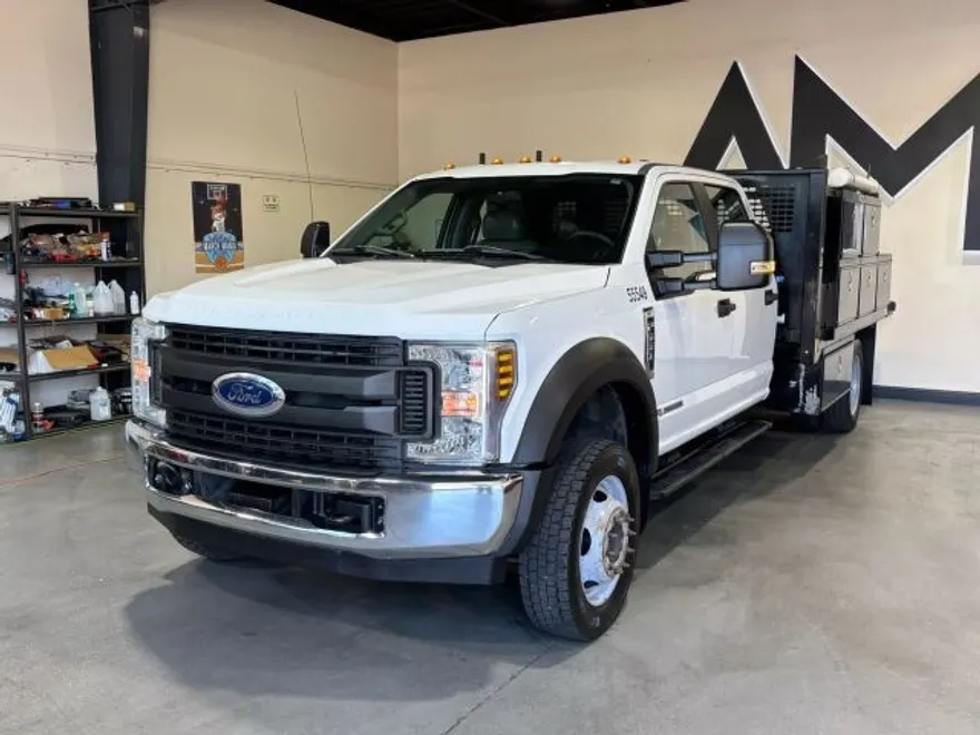2019 Ford F-550 photo 1