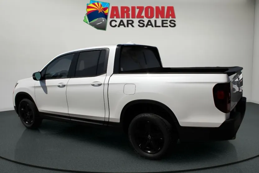 2022 Honda Ridgeline Black Edition photo 1