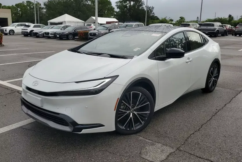 2024 Toyota Prius Limited photo 1