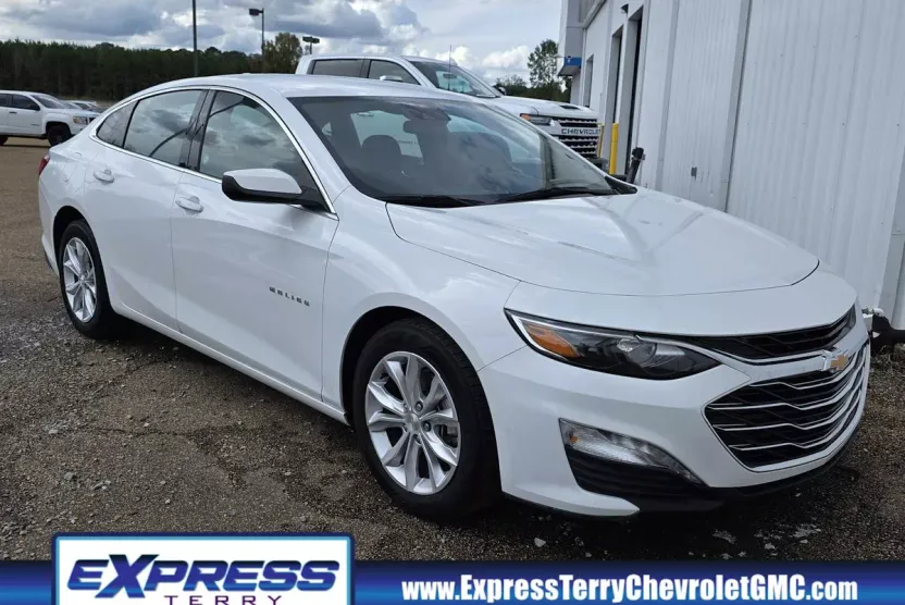 2024 Chevrolet Malibu 1LT photo 1