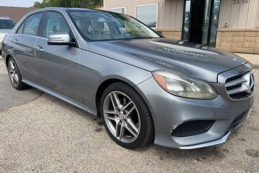 2014 Mercedes Benz E 350 Sport photo 1