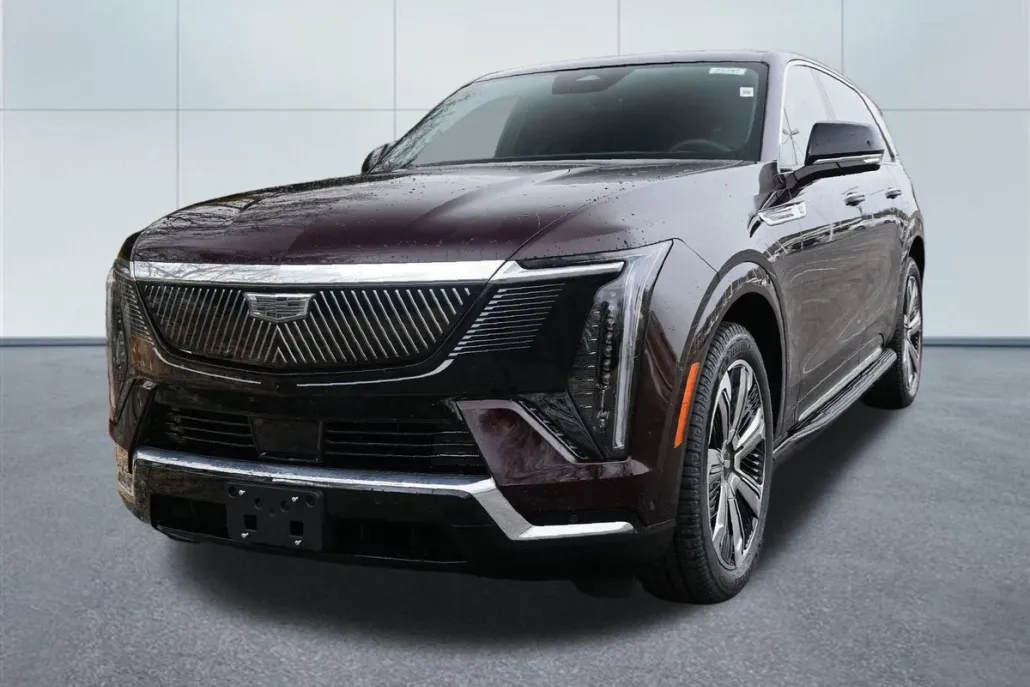 2025 Cadillac Escalade IQ Luxury photo 1