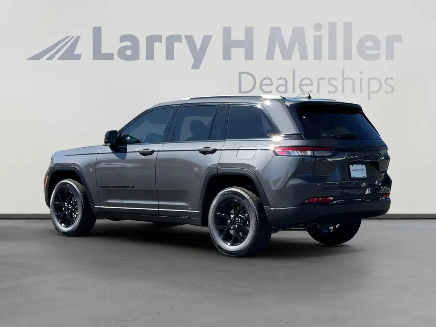 2025 Jeep Grand Cherokee Altitude X photo 1