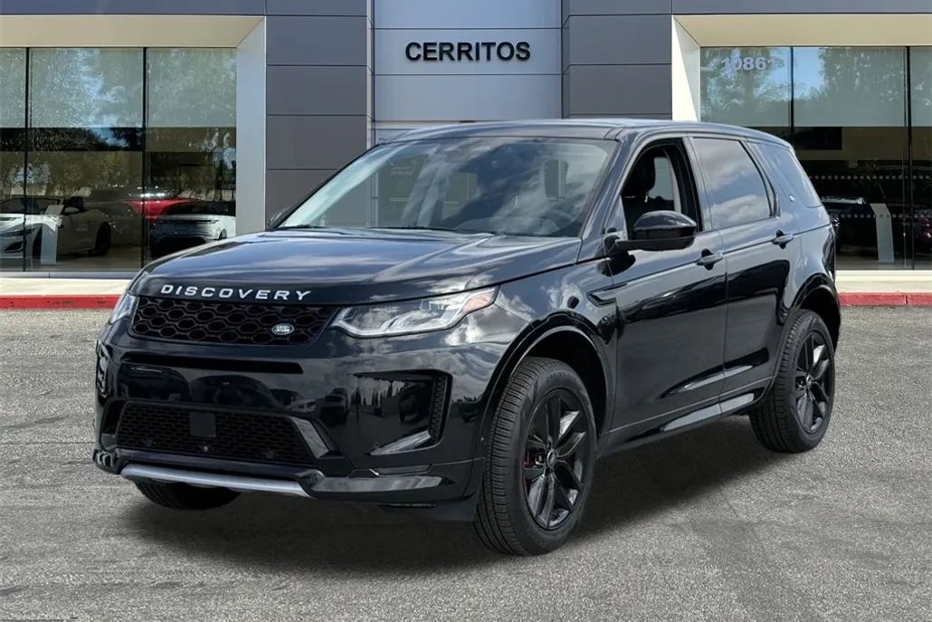 2024 Land Rover Discovery Sport S photo 1