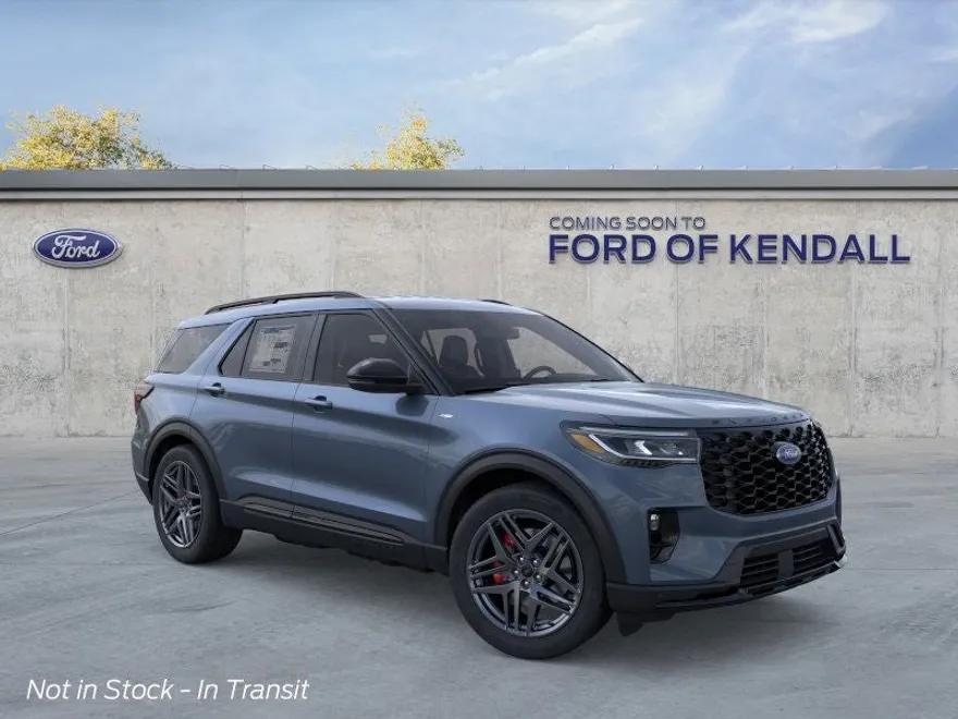 2025 Ford Explorer ST-Line photo 1