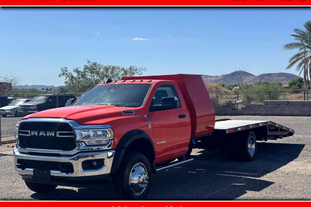 2022 Ram 5500 Tradesman photo 1