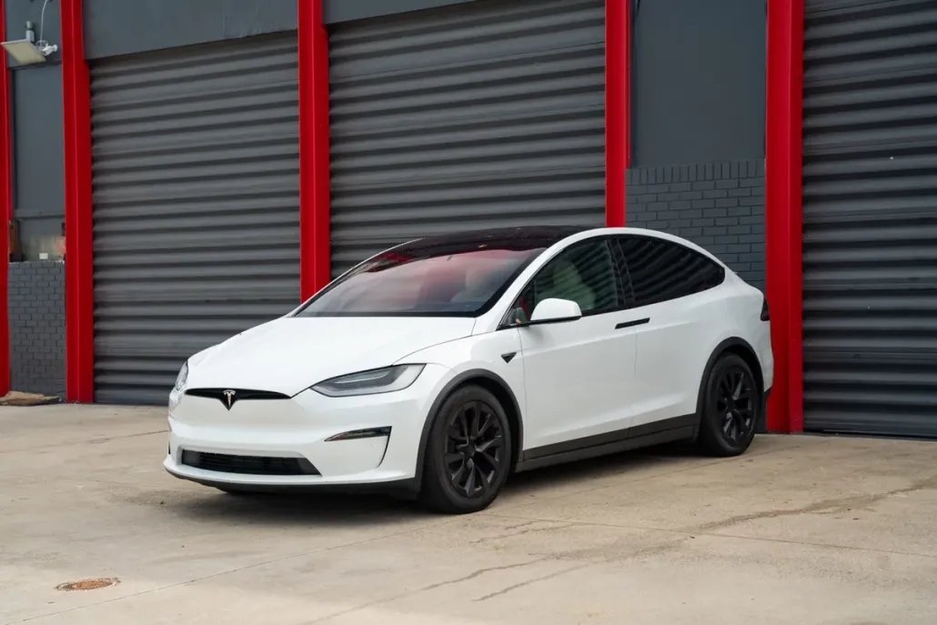 2023 Tesla Model X photo 1