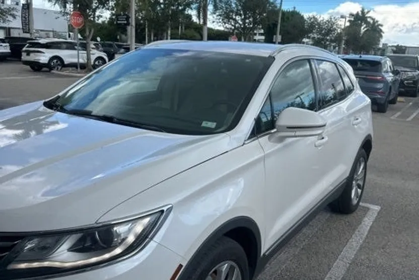 2017 Lincoln MKC Select photo 1