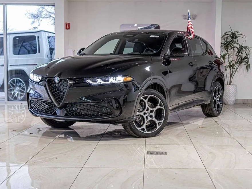 2025 Alfa Romeo Tonale Veloce photo 1