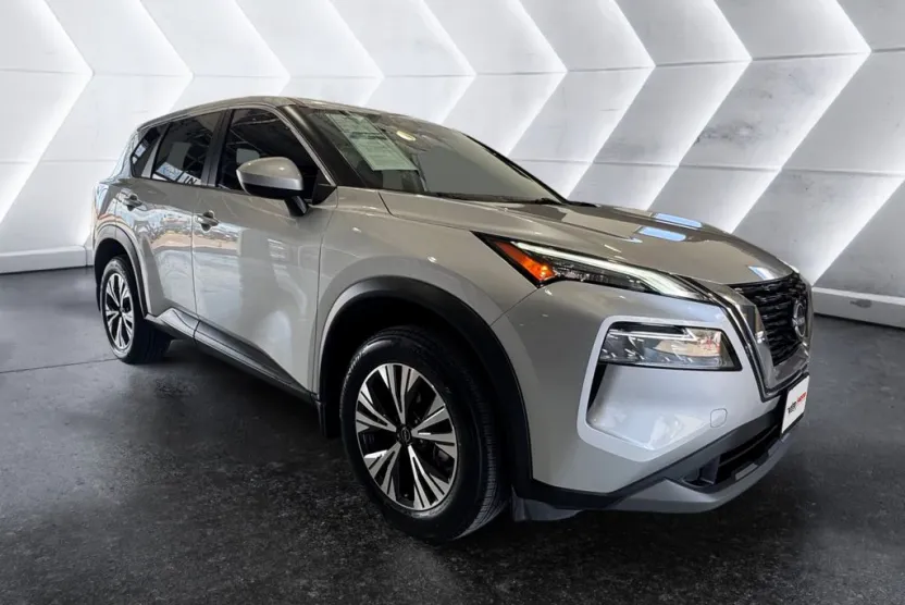 2023 Nissan Rogue SV photo 1