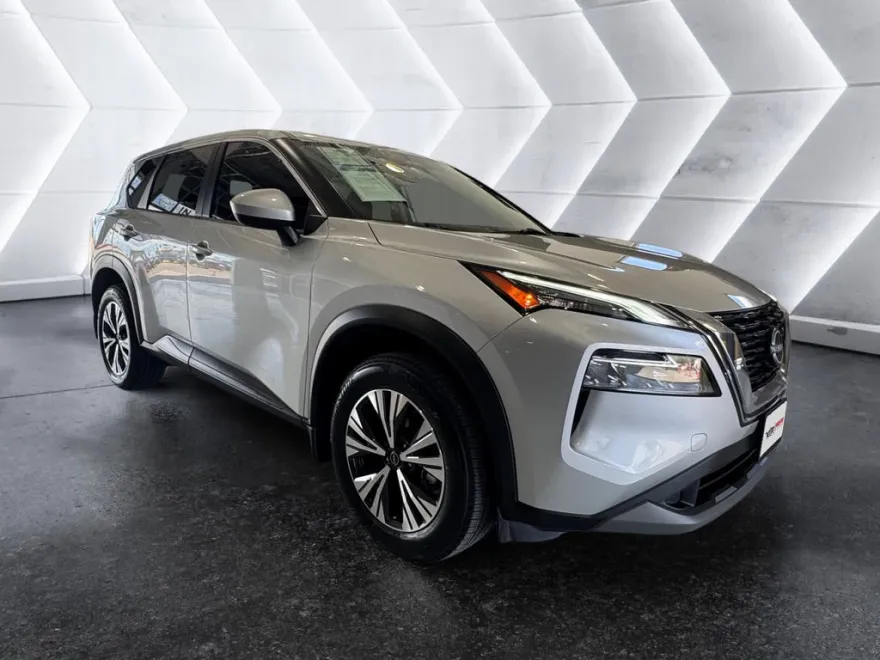 2023 Nissan Rogue SV photo 1
