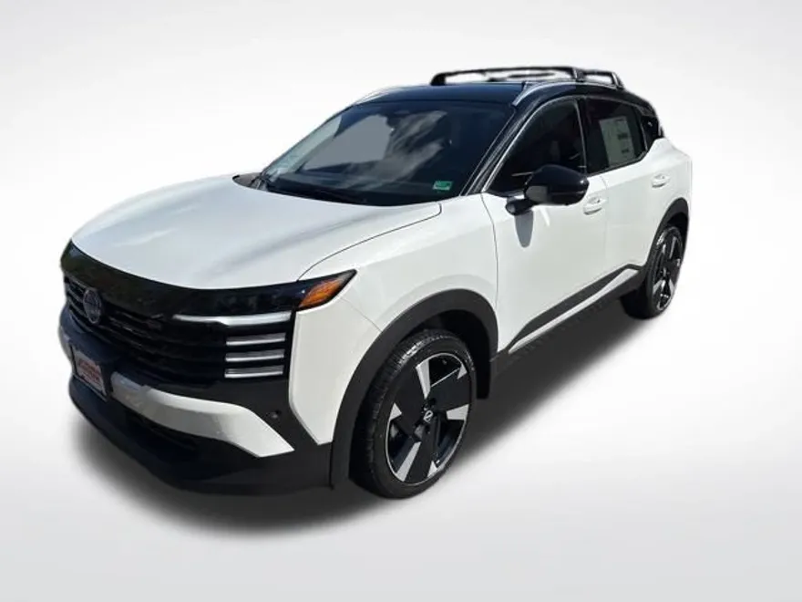 2026 Nissan Kicks SR photo 1