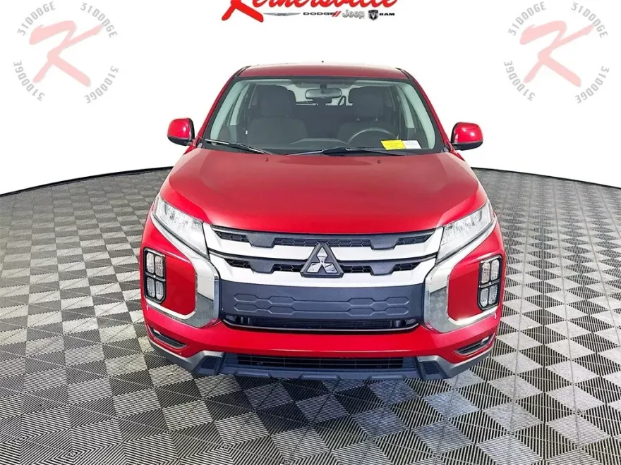 2020 Mitsubishi Outlander Sport ES photo 1