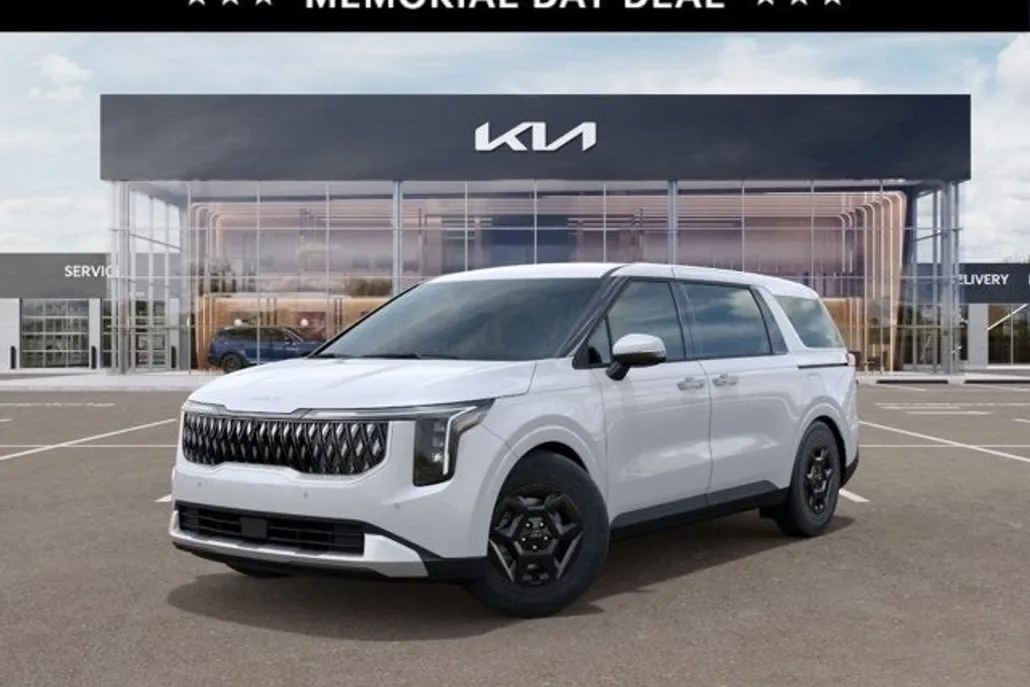 2025 Kia Carnival LXS photo 1