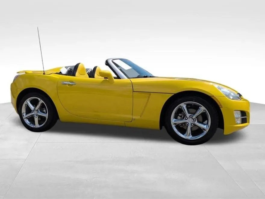 2009 Saturn Sky Base Convertible photo 1
