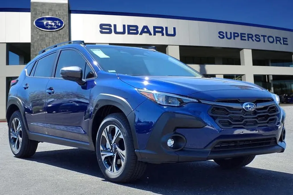 2025 Subaru Crosstrek Premium photo 1
