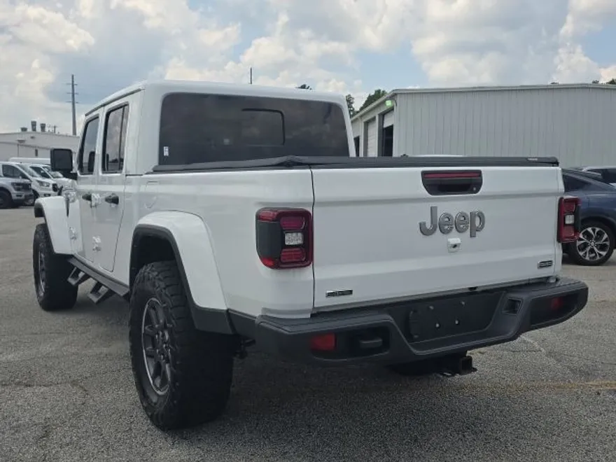 2022 Jeep Gladiator Overland photo 1