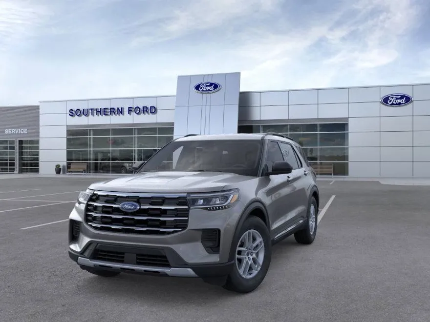 2025 Ford Explorer photo 1
