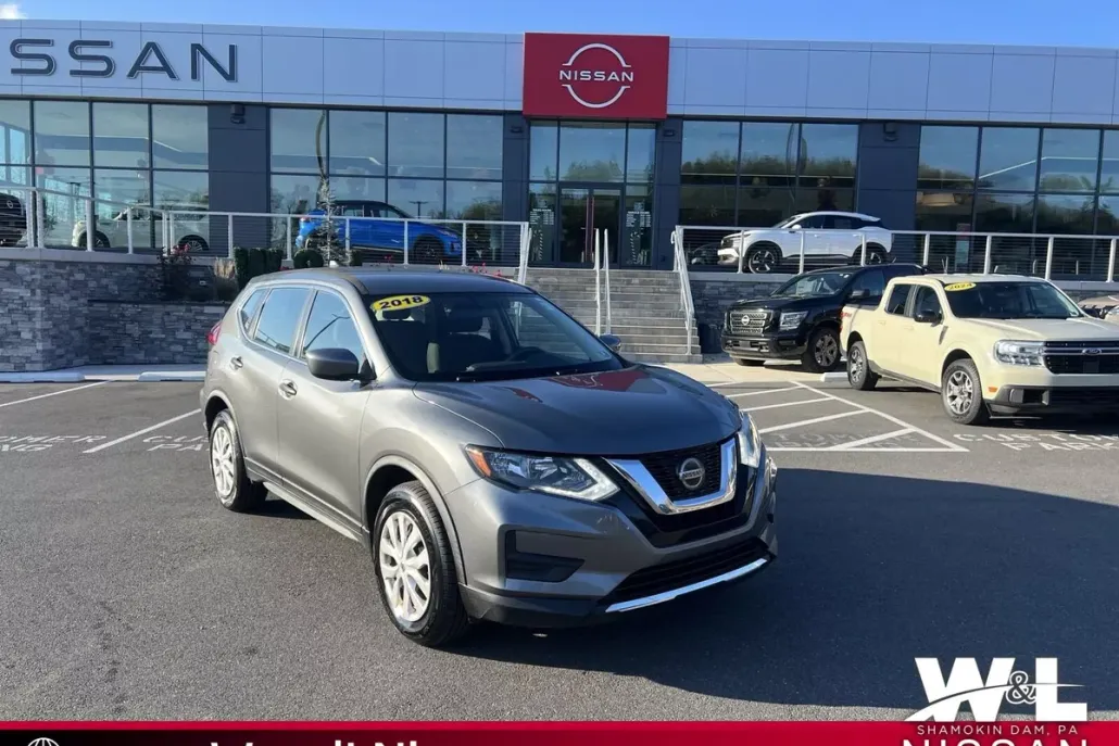 2018 Nissan Rogue S photo 1