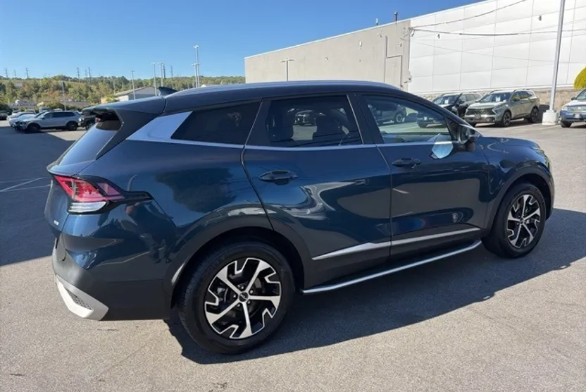 2023 Kia Sportage Hybrid EX photo 1