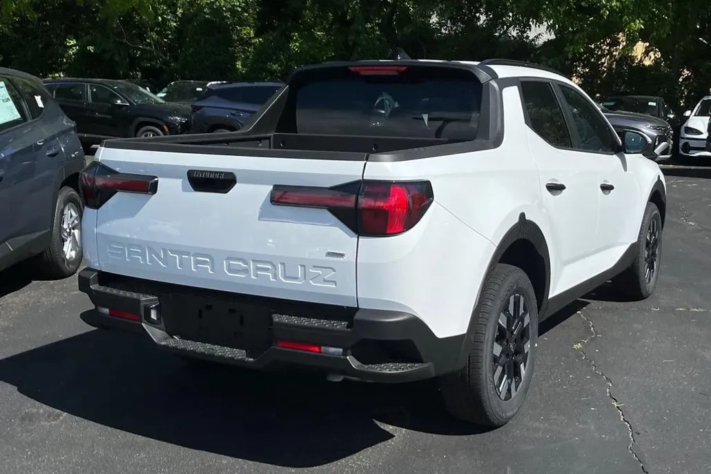 2025 Hyundai Santa Cruz SEL photo 1