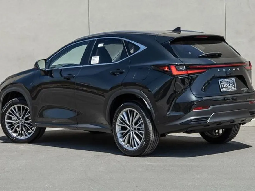 2026 Lexus NX 350h Luxury AWD photo 1