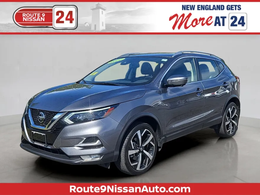 2022 Nissan Rogue Sport SL photo 1