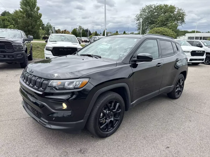 2022 Jeep Compass Altitude photo 1