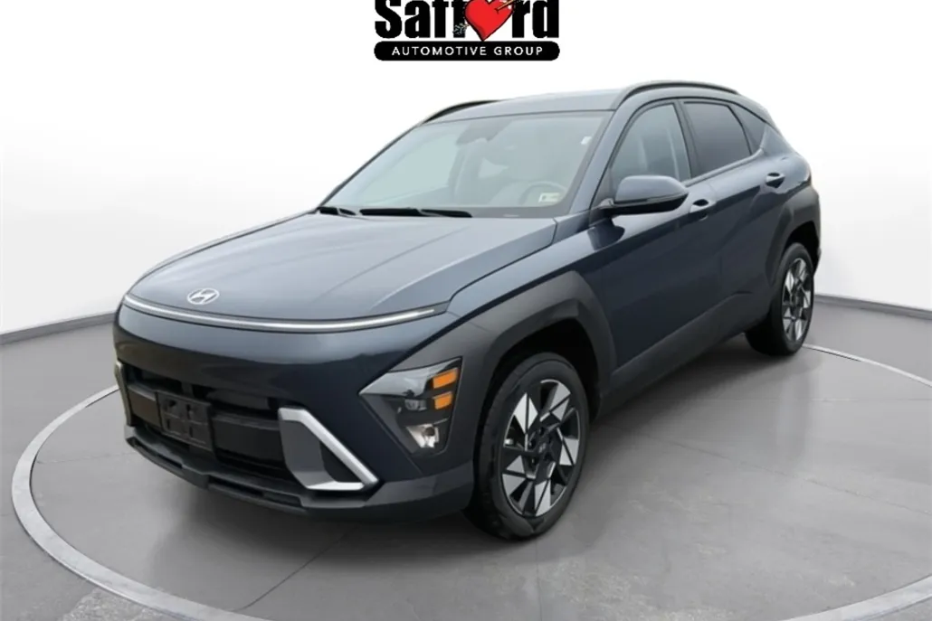 2025 Hyundai Kona SEL photo 1