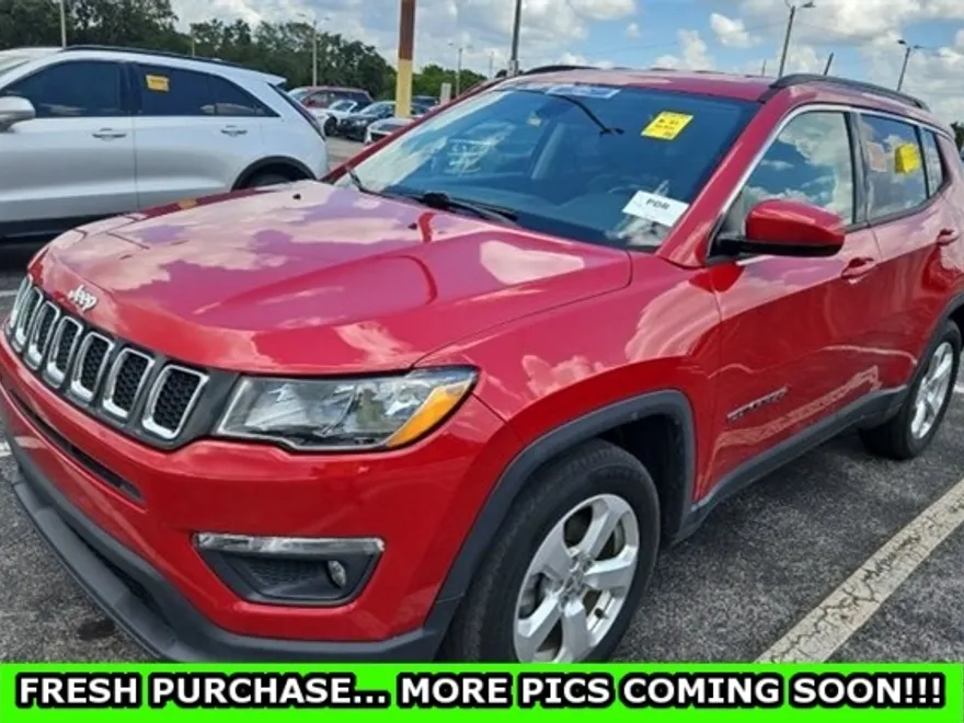 2019 Jeep Compass Latitude photo 1
