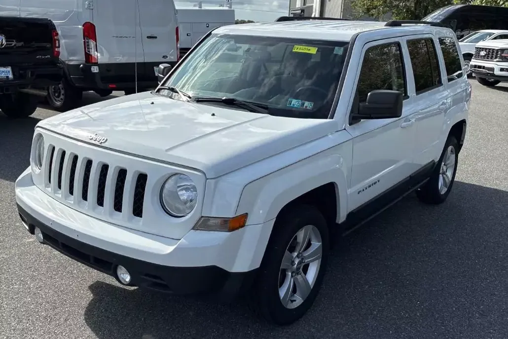 2014 Jeep Patriot Latitude photo 1